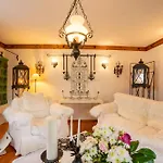 Schwarzwaldhaus Wolftal - Historisches Jagdanwesen, Park Und Wildbach Im Schwarzwald Holiday home *