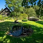 Holiday home Schwarzwaldhaus Wolftal - Historisches Jagdanwesen, Park Und Wildbach Im Schwarzwald Bad Rippoldsau-Schapbach
