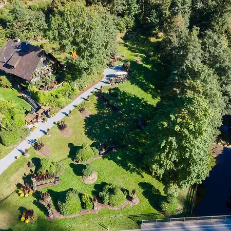 Holiday home Schwarzwaldhaus Wolftal - Historisches Jagdanwesen, Park Und Wildbach Im Schwarzwald